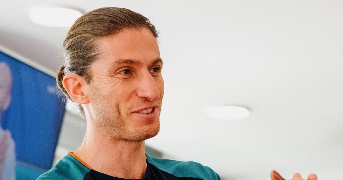 Filipe Luís vai à loucura com joia do Monaco: 'Nunca vi'