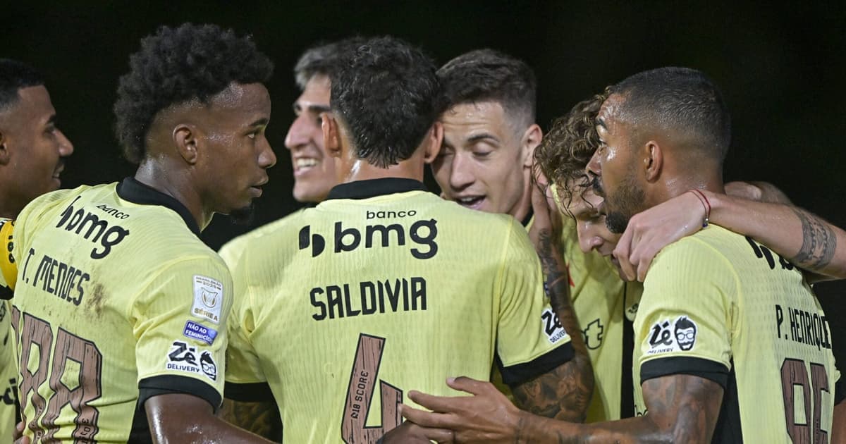 Vasco supera falta de gols e dispara em eficiência no Brasileirão; veja números