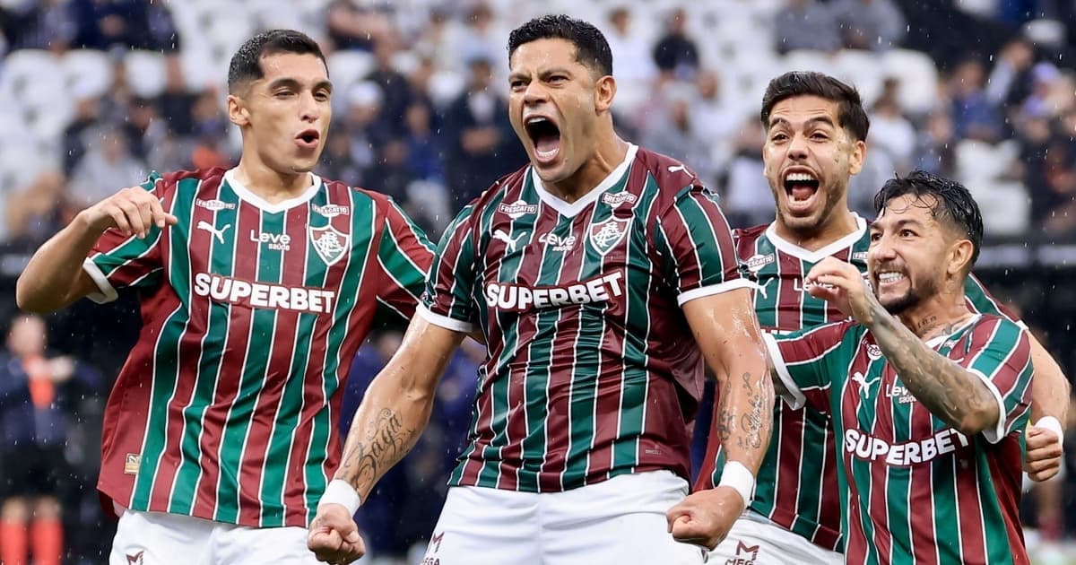Com brilho de Hulk, Fluminense vence o Corinthians e volta ao G-4