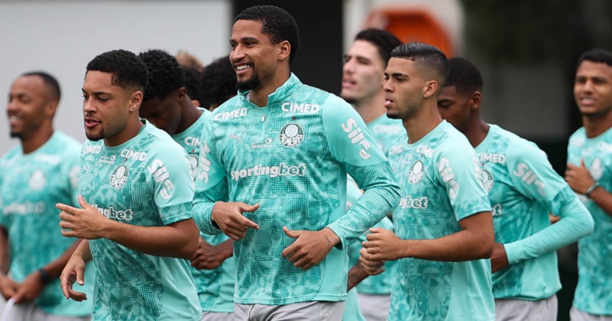 Palmeiras disputa coletivo de olho no Bahia; Paulinho segue em preparação
