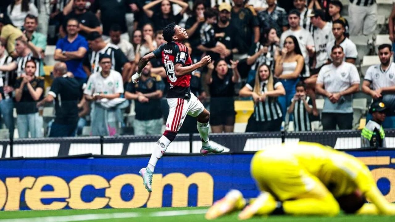 Flamengo Arrasa no Brasileirão