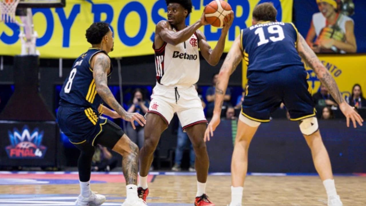 Flamengo se despede de Oscar com derrota