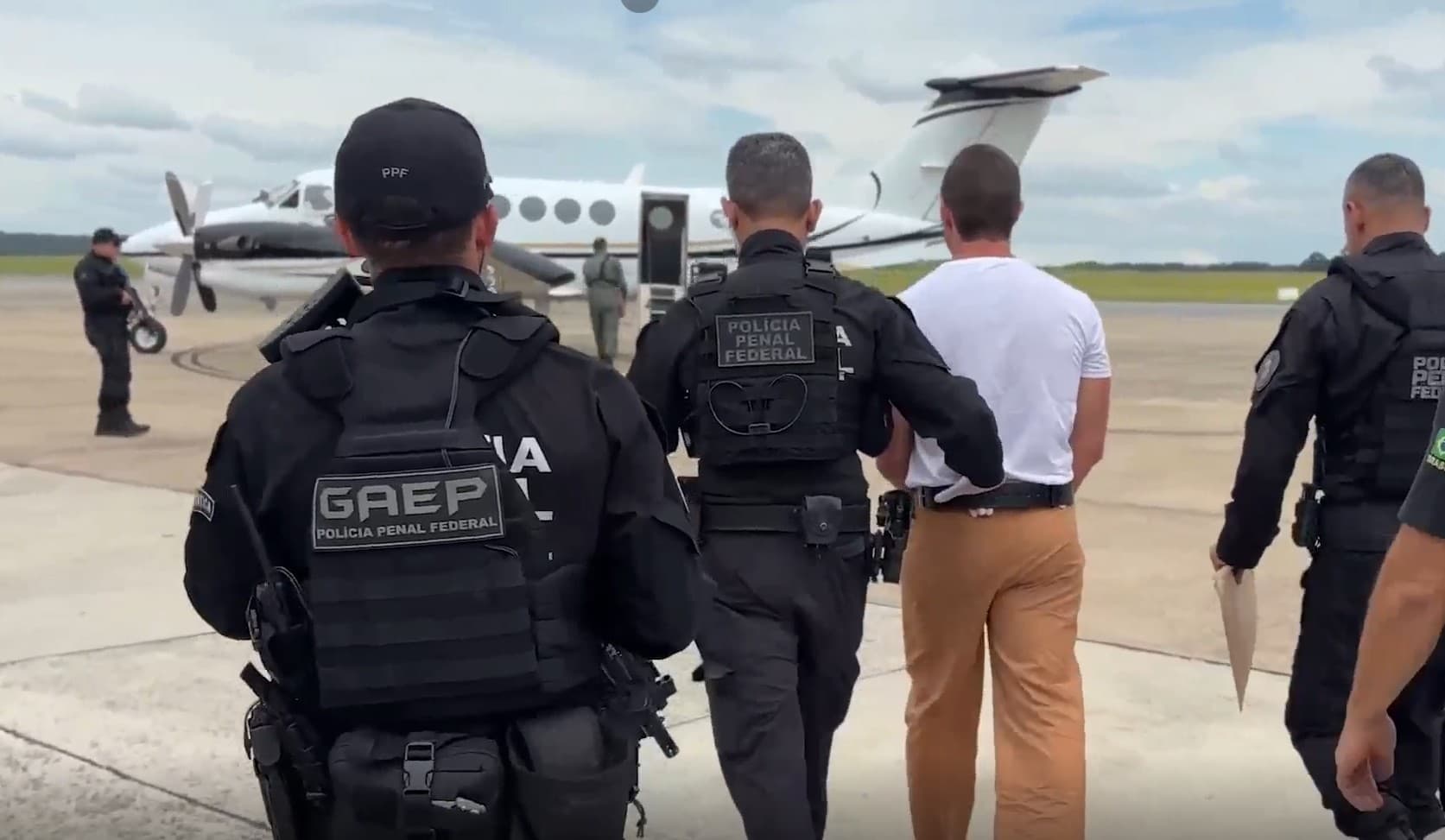 Vorcaro ganha privacidade em visitas