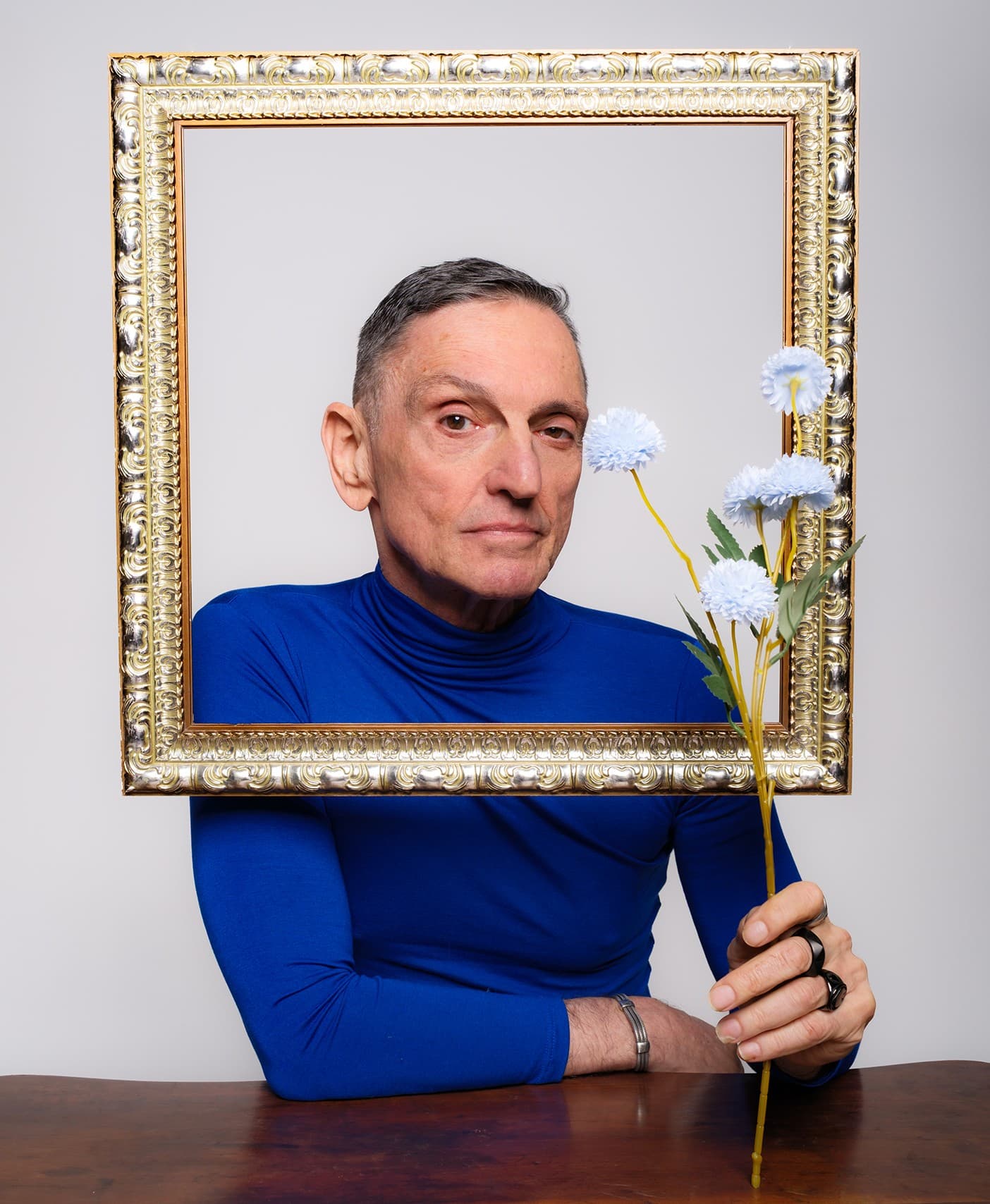 Miklos Canta Clássicos