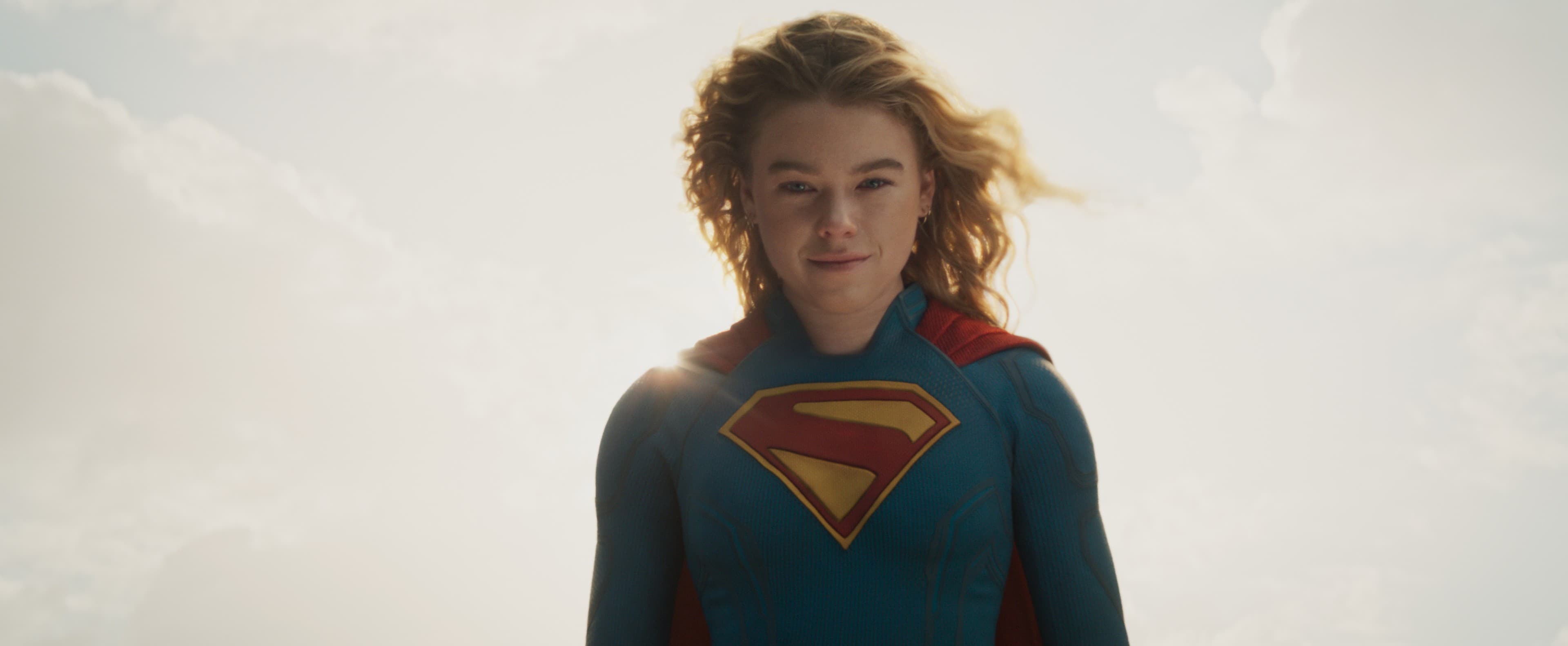 Milly Alcock Brilha em Supergirl